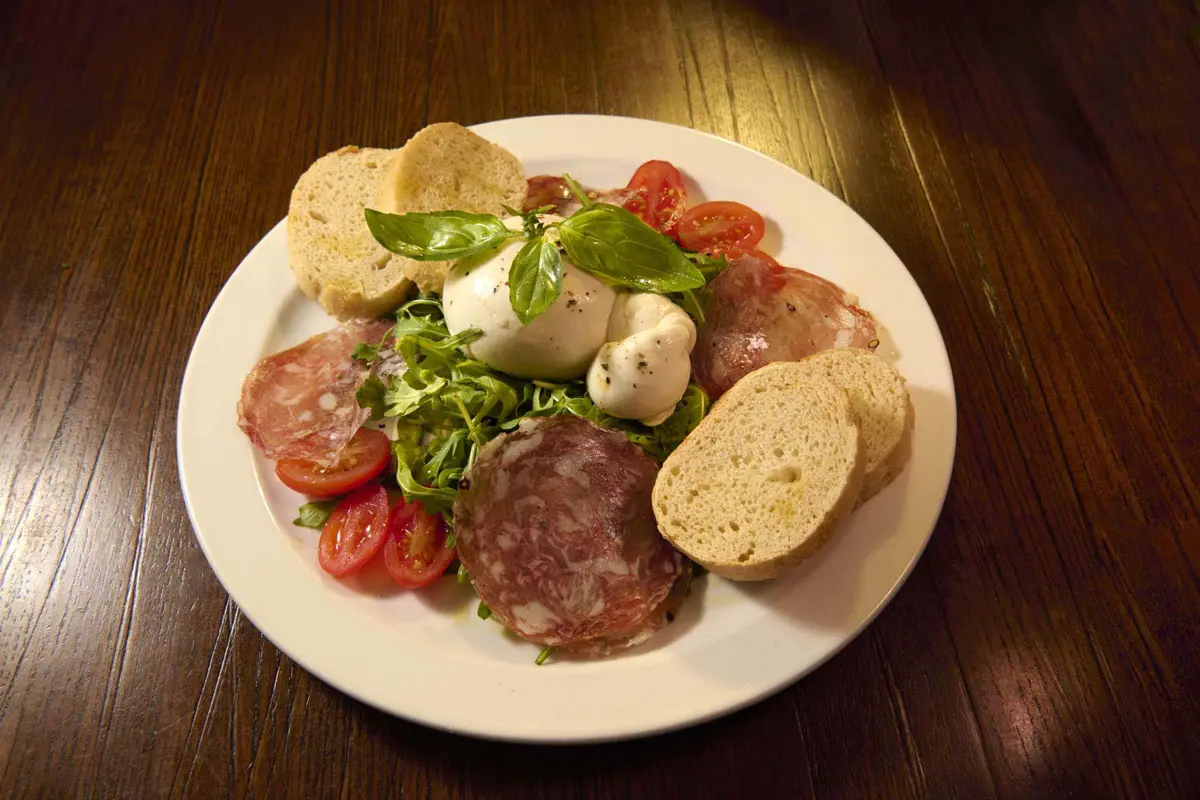 Fresh burrata appetizer at Pizza Gorda. 